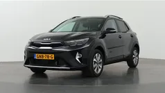 Zwart Gebruikt 2024 Kia Stonic SUV | € 24.330 (Eerlijke prijs)