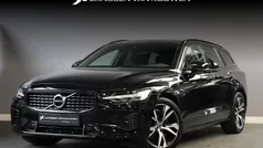 Zwart Gebruikt 2021 Volvo V60 R-Design Stationwagen | € 33.885 (Eerlijke prijs)