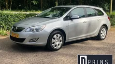 Grijs Gebruikt 2011 Opel Astra Edition Stationwagen | € 6.950 (Eerlijke prijs)