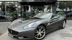 Grijs, metallic lak Gebruikt 2009 Ferrari California Cabriolet | € 103.950