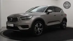 Grijs Gebruikt 2022 Volvo XC40 Inscription SUV | € 38.900 (Eerlijke prijs)