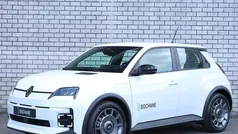 Gebruikt 2025 Renault R5 Evolution Hatchback | € 24.900 (Eerlijke prijs)