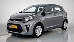 Grijs metallic Gebruikt 2024 Kia Picanto Hatchback | € 16.945 (Eerlijke prijs)