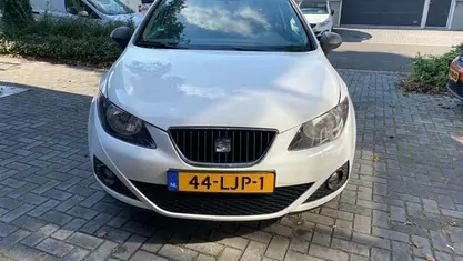 Occasion Seat Ibiza SC Reference 86 PK (63 kW) 2010 Wit Hatchback
