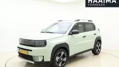 Gebruikt 2025 Fiat Panda La Prima SUV | € 28.950 (Eerlijke prijs)