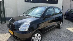 Gebruikt 2004 Kia Picanto 2 Hatchback | € 1.450 (Eerlijke prijs)