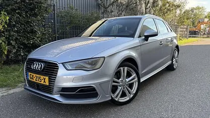Occasion 2015 Audi A3 Sportback Ambition Hatchback | € 6.450 (Eerlijke prijs)