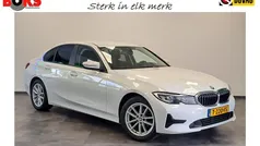 Gebruikt 2021 BMW 318 Executive Sedan | € 29.948 (Eerlijke prijs)