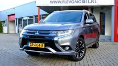 Grijs Gebruikt 2015 Mitsubishi Outlander Instyle SUV | € 13.950 (Eerlijke prijs)