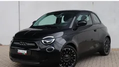 Zwart Gebruikt 2022 Fiat 500e Comfort Hatchback | € 17.900 (Eerlijke prijs)