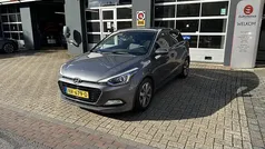Grijs Gebruikt 2017 Hyundai i20 GO! Hatchback | € 9.950 (Eerlijke prijs)
