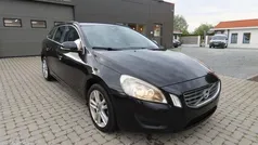 Zwart Gebruikt 2013 Volvo V60 Momentum Stationwagen | € 5.600 (Goede deal)