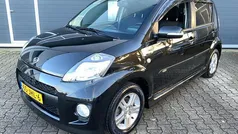 Zwart Gebruikt 2009 Daihatsu Sirion Hatchback | € 1.650 (Goede deal)