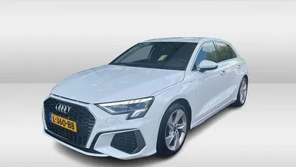 Occasion Audi A3 Sportback S-Line 111 PK (81 kW) 2021 Wit, metallic lak Hatchback
