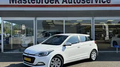 Wit Gebruikt 2018 Hyundai i20 Comfort Hatchback | € 10.950 (Eerlijke prijs)