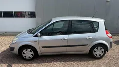 Grijs Gebruikt 2006 Renault Scénic II Dynamique MPV | € 1.350 (Eerlijke prijs)