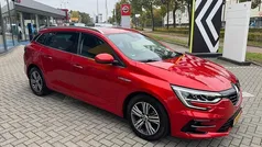 Rood Gebruikt 2021 Renault Mégane GrandTour Intens Stationwagen | € 20.945 (Eerlijke prijs)