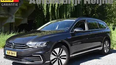 Grijs Gebruikt 2021 VW Passat Business Stationwagen | € 23.745 (Goede deal)