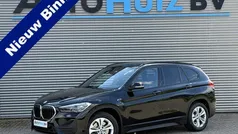 Zwart, metallic lak Gebruikt 2022 BMW X1 Executive SUV | € 28.990 (Eerlijke prijs)