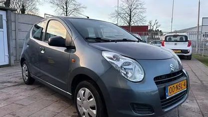 Occasion Suzuki Alto 68 PK (50 kW) 2010 Grijs (metallic) Hatchback