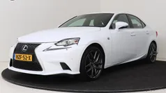 Wit Gebruikt 2015 Lexus IS300h Sport Line Sedan | € 23.950 (Eerlijke prijs)