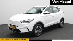 Wit Gebruikt 2022 MG ZS Comfort Sedan | € 18.900 (Eerlijke prijs)