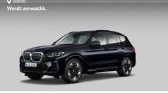 Zwart Gebruikt 2024 BMW iX3 Executive SUV | € 54.880 (Eerlijke prijs)