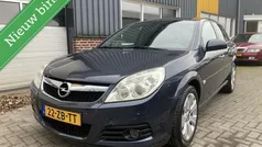 Grijs Gebruikt 2007 Opel Vectra Executive Sedan | € 2.149 (Goede deal)