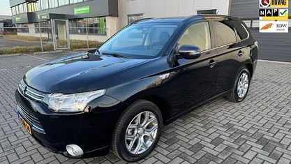 Occasion Mitsubishi Outlander Instyle 121 PK (88 kW) 2013 Zwart SUV