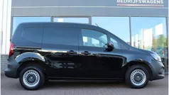 Zwart Gebruikt 2023 Renault Kangoo Komfort MPV | € 16.850 (Goede deal)