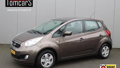 Occasion Kia Venga Comfort 90 PK (66 kW) 2015 Bruin Hatchback