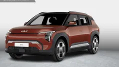 Oranje Nieuw 2025 Kia EV3 4 SUV | € 43.490 (Eerlijke prijs)