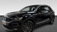 Gebruikt 2020 VW T-Roc Sport SUV | € 22.930 (Eerlijke prijs)