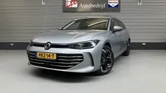 Grijs Gebruikt 2024 VW Passat Elegance Stationwagen | € 40.950 (Goede deal)