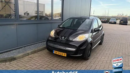 Occasion Peugeot 107 Premium 68 PK (50 kW) 2011 Hatchback