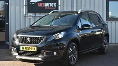 Zwart Gebruikt 2019 Peugeot 2008 GT-line SUV | € 13.950 (Eerlijke prijs)