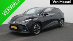 Gebruikt 2023 MG MG4 EV Luxury Hatchback | € 24.495 (Eerlijke prijs)