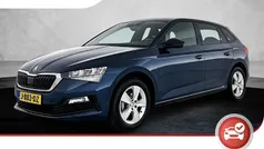Blauw Gebruikt 2020 Skoda Scala Business Line Hatchback | € 15.425 (Eerlijke prijs)