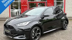 Zwart Nieuw 2025 Toyota Yaris Hybrid Executive Hatchback | € 35.490 (Eerlijke prijs)