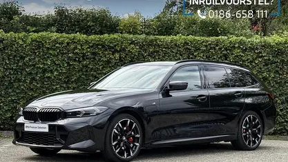 Gebruikt 2025 BMW 330e M Sport Stationwagen | € 54.895 (Eerlijke prijs)