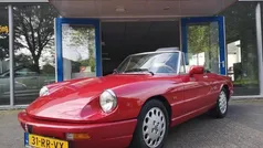 Rood Gebruikt 1991 Alfa Romeo Spider Cabriolet | € 18.750