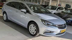 Grijs Gebruikt 2017 Opel Astra Edition Stationwagen | € 8.444 (Goede deal)