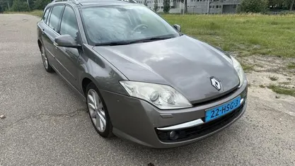Grijs Gebruikt 2009 Renault Laguna III Initiale Stationwagen | € 1.949 (Eerlijke prijs)