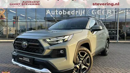Gebruikt 2023 Toyota RAV4 Hybrid SUV | € 36.745 (Goede deal)