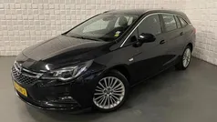 Zwart, metallic lak Gebruikt 2016 Opel Astra Innovation Stationwagen | € 6.999 (Eerlijke prijs)