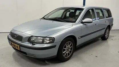 Occasion 2001 Volvo V70 Stationwagen | € 1.445 (Super prijs)