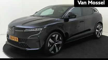 Nieuw Renault Megane E-Tech Komfort 160 kW (218 PK) 2025 Zwart Hatchback