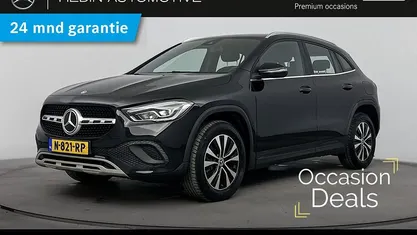 Zwart Occasion 2021 Mercedes GLA250 Style SUV | € 34.900 (Goede deal)