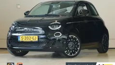 Zwart Gebruikt 2022 Fiat 500e La Prima Hatchback | € 19.900 (Goede deal)