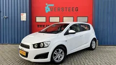 Wit Gebruikt 2011 Chevrolet Aveo LT Hatchback | € 3.950 (Eerlijke prijs)